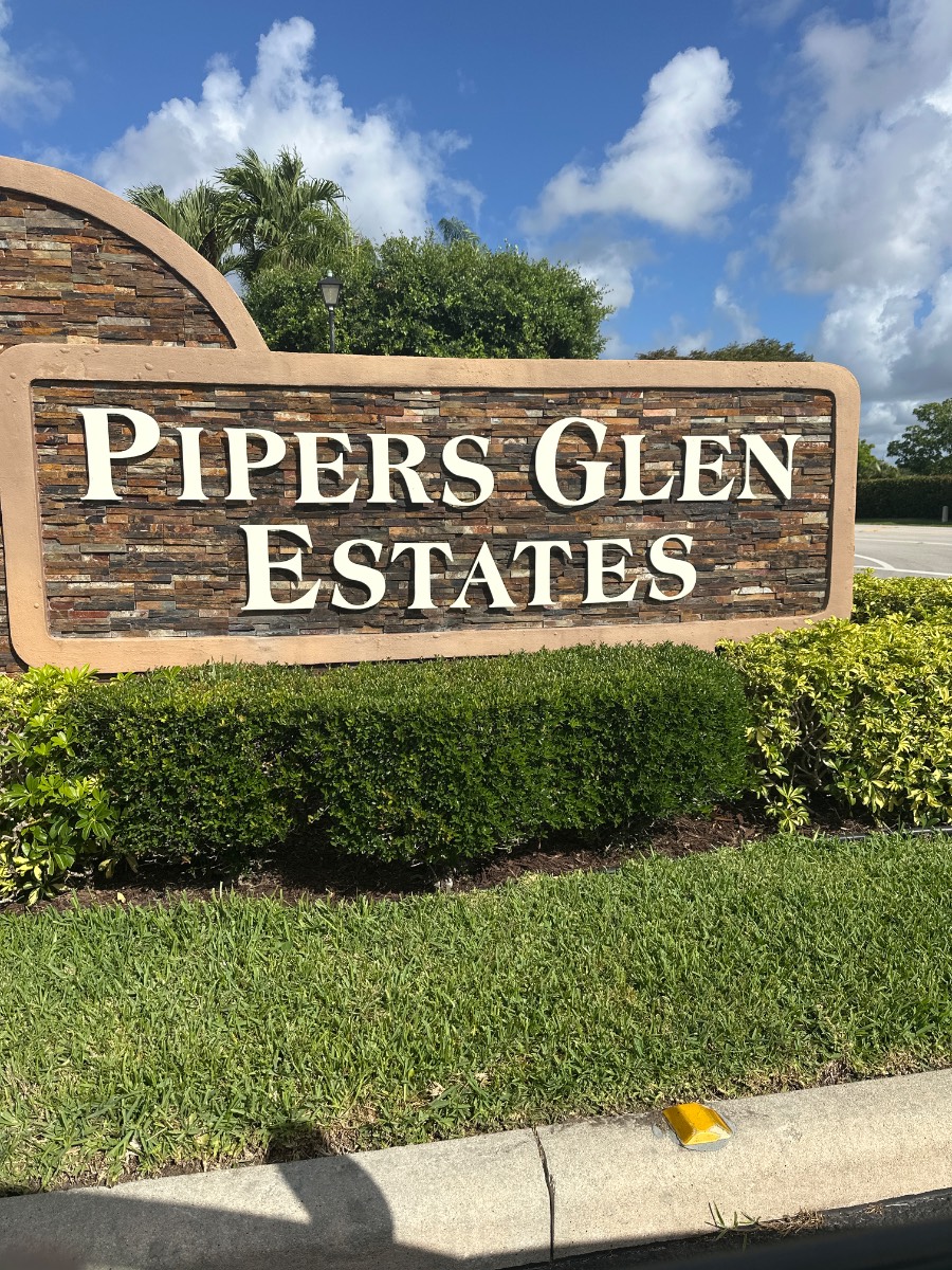 Pipers Glen Estates — Residential