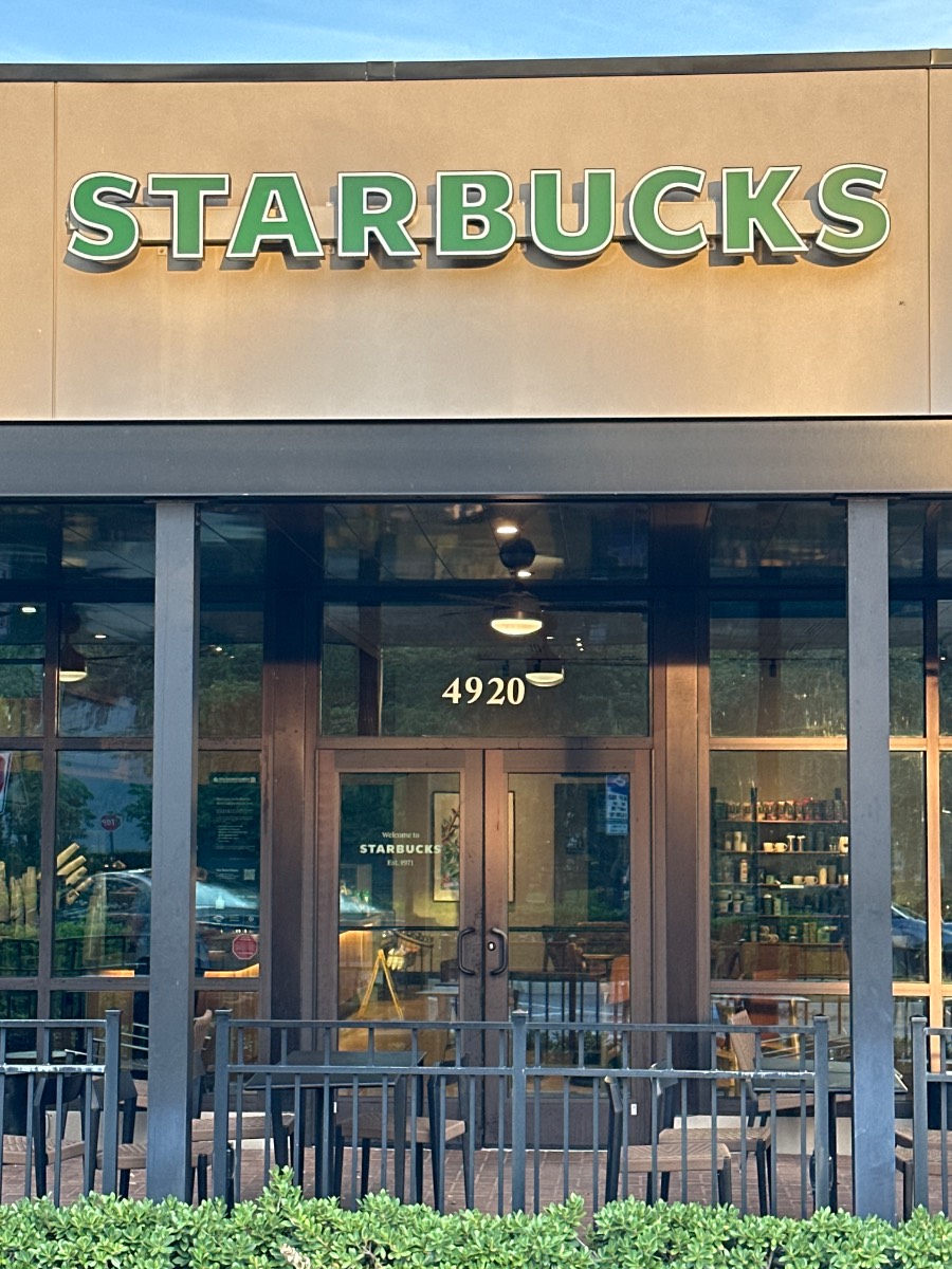 Starbucks Coffee Company — Food & Dining